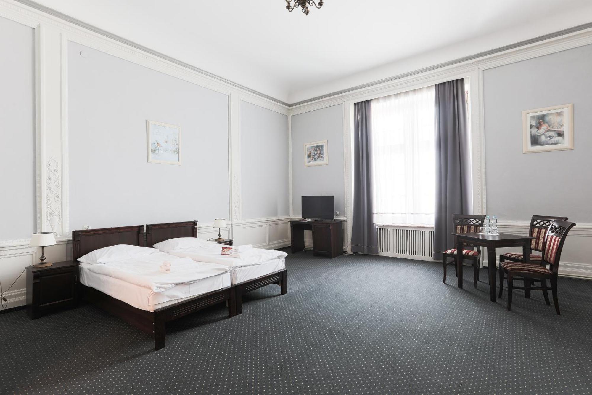 Moszna Zamek Hotel Bagian luar foto