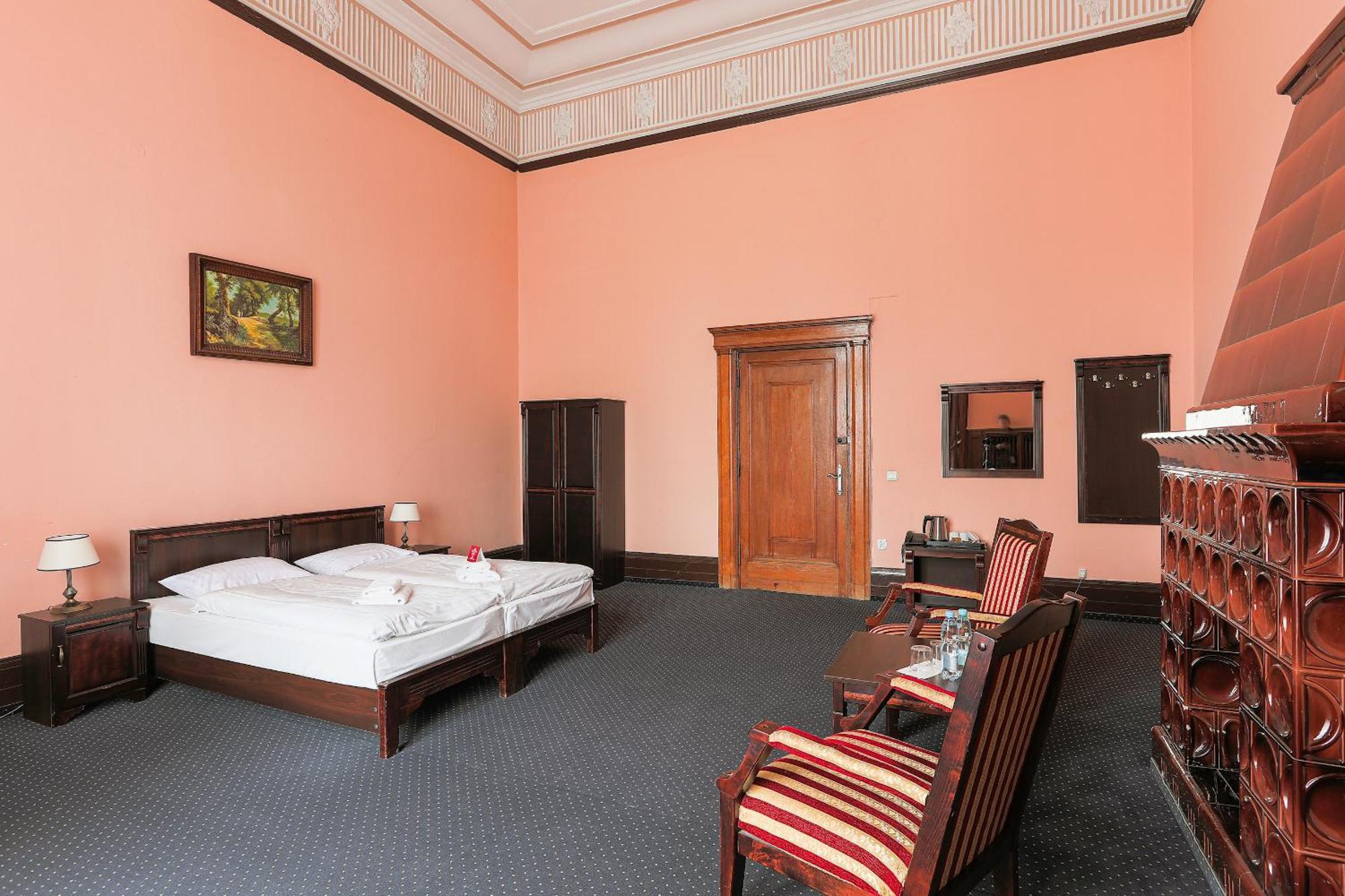 Moszna Zamek Hotel Bagian luar foto