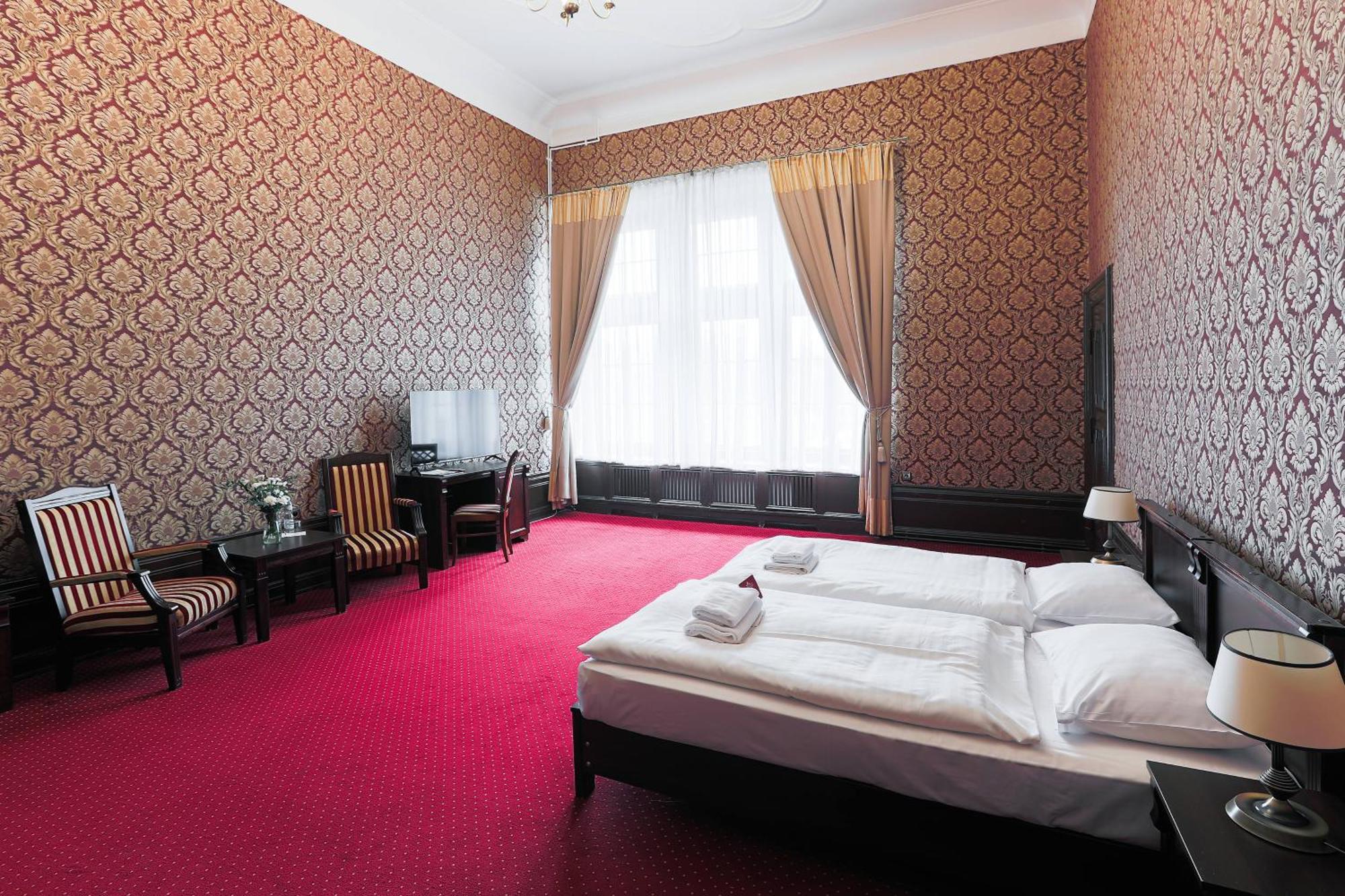 Moszna Zamek Hotel Bagian luar foto